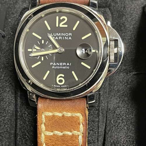 Panerai PAM00104.