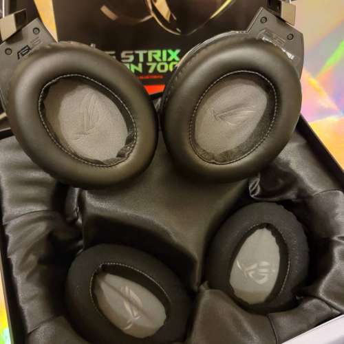ASUS ROG Strix Fusion 700  Gaming 耳機