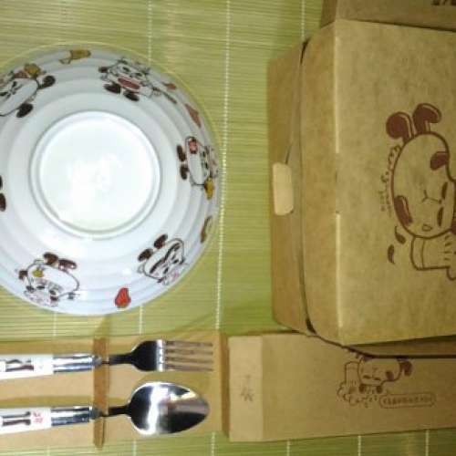 chocolate rain 碟， 美心MX小聾碗連餐具，青蛙杯，淘大商場骷髏白舞士杯