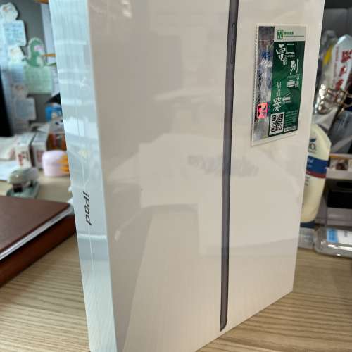 全新未開 256GB iPad (9th Generation) Wi-Fi + Cellular