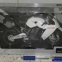 全新 AUTOMAXX PREMIUM 1:12 KTM RC8 電單車擺設模型