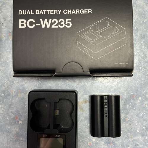Fujifilm 原廠電池 NP-W235 及充電器BC-W235 w235 x-t4 xt4 gfx100s Gfx 100s 合用