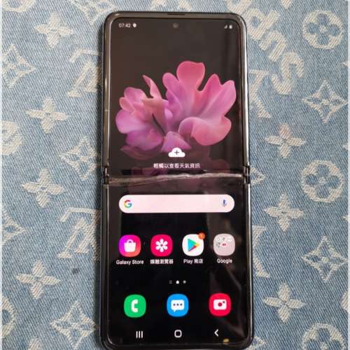 Samsung Galaxy Z Flip 8＋256GB 雙卡esim 屏有摺痕亮點新淨