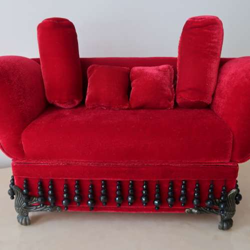 Toy Sofa Decoration 紅色 粉紅色絲絨模型沙發 玩具屋 派對 豪宅 家品裝飾 有鏡手...