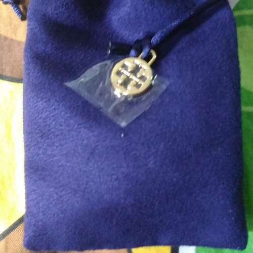 Tory Burch Crystal-Pearl Logo Drop Earrings (銀色)