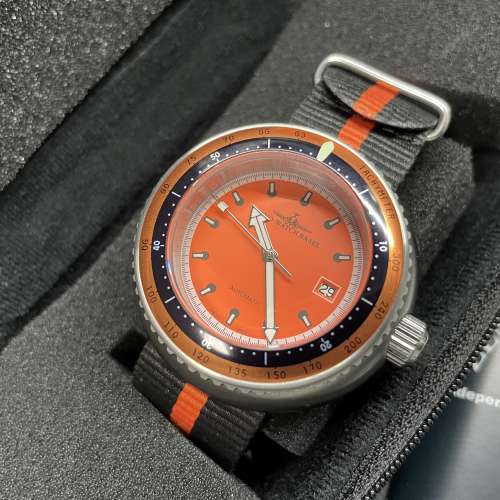 Zeno-watch Basel 厚橙 diver men's watch (ETA2824)