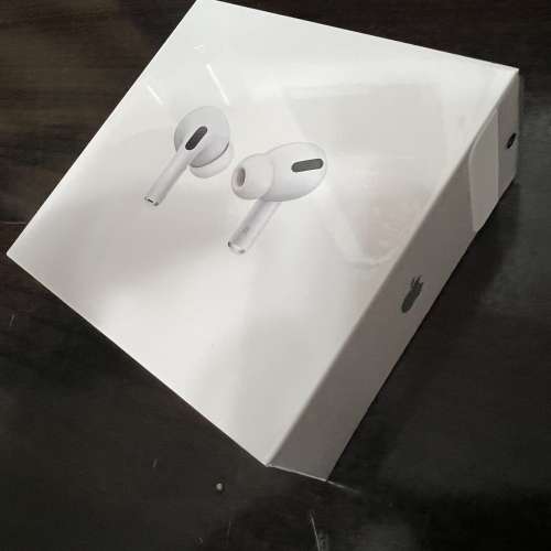 全新 AirPods Pro，包裝膠未拆。