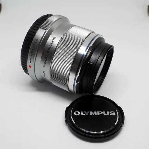 Olympus 45mm F1.8