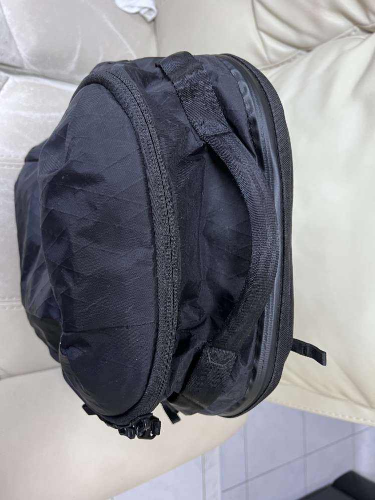 買賣全新及二手手袋、背包, 潮流及名牌- Able Carry - Max Backpack
