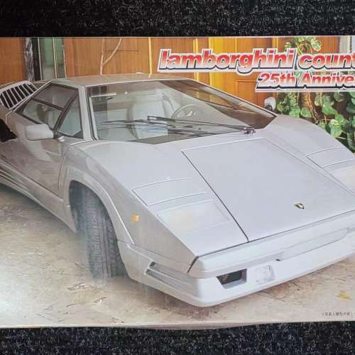 FUJIMI Lamborghini Countach 25th Anniversary 1/16拼裝模型連蝕刻片