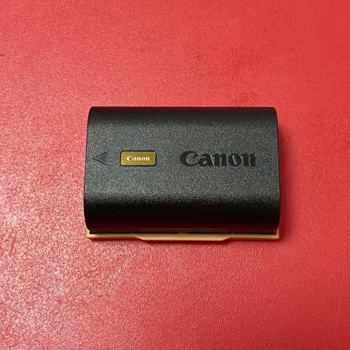 Canon USB 電源轉接器 PDE1 100新 跟 二手原厰 LPE6NH電池一枚 二手或全新無反相機, 攝影產品