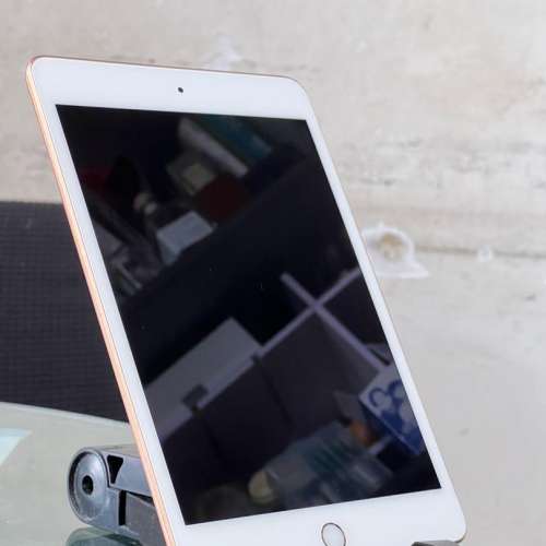 90% new iPad Mini 5 🌹 Gold