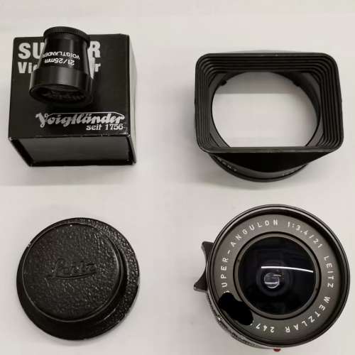 Leica Super-Angulon 21mm F3.4 Black + Hood + Voigtlander 21/25mm viewfinder