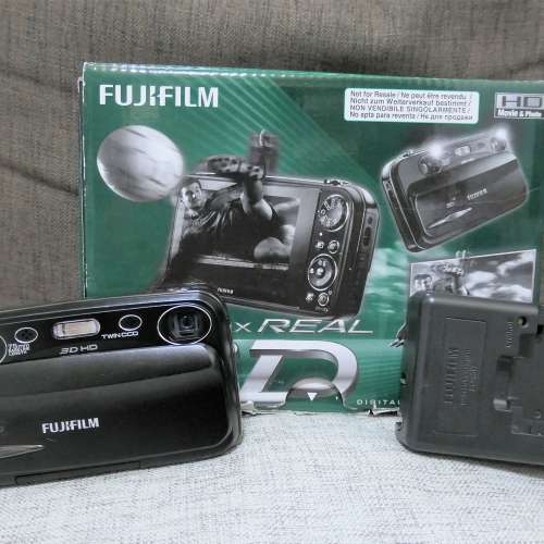 Fujifilm Finepix Read 3D W3 雙CCD立體3D數碼相機