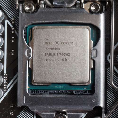 i5-9600K + Gigabyte Z390 Gaming X + Thermalright AS120Plus 雙風扇塔冷
