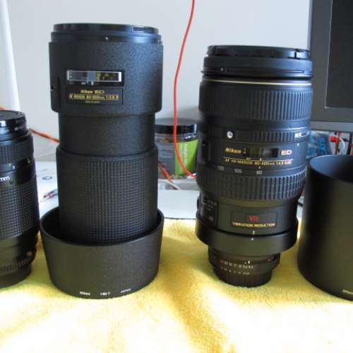 放各逾90%新無花無MO少塵Nikon AF 70-400mm舊款D鏡共三支=$800(平個支)