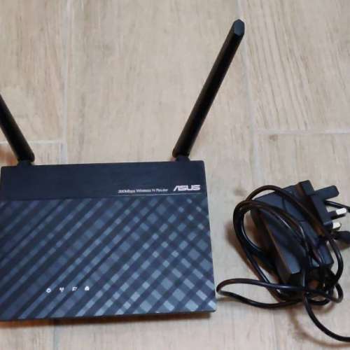 (9成新) Wifi Router - ASUS RT-N12