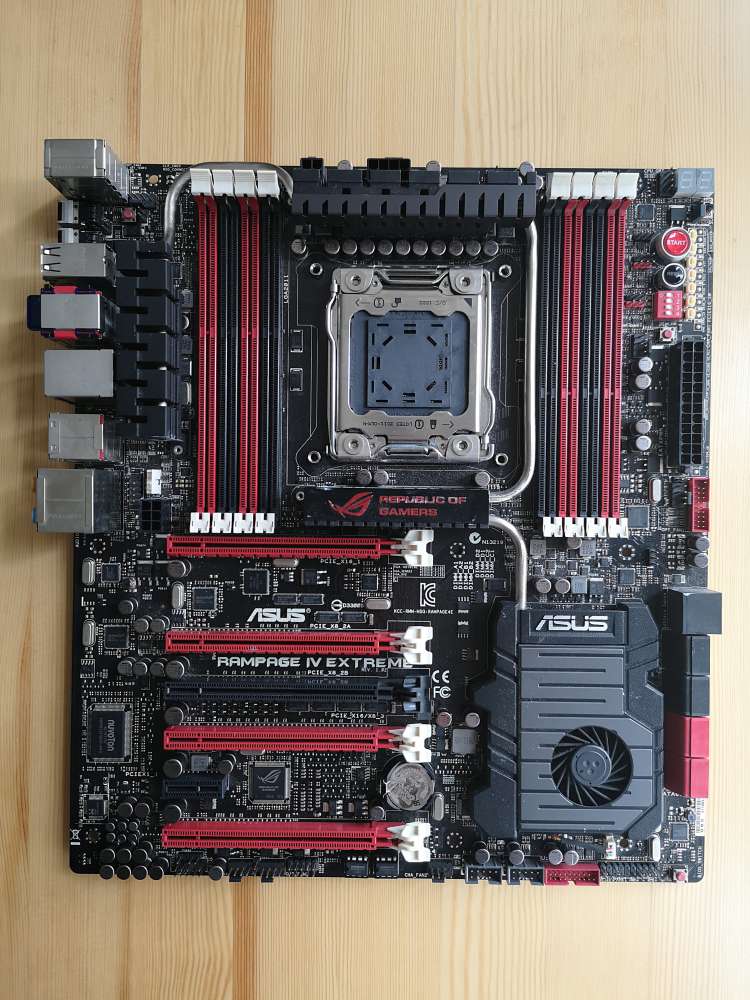 Micro Atx Asus Rampage Iv Gene Asus Rampage IV Extreme Intel X79
