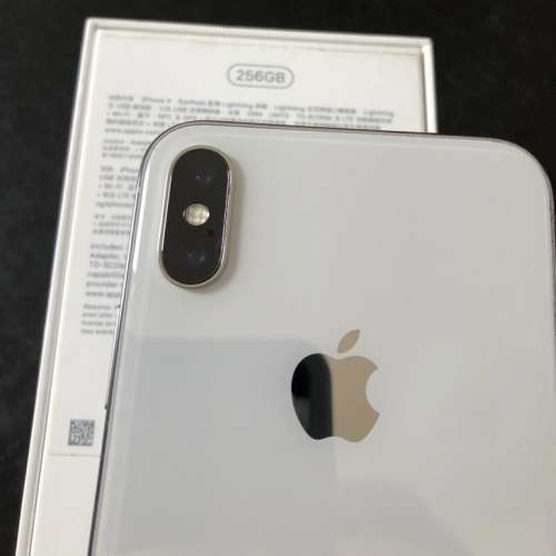 出售 iPhone X 256GB 白色機身