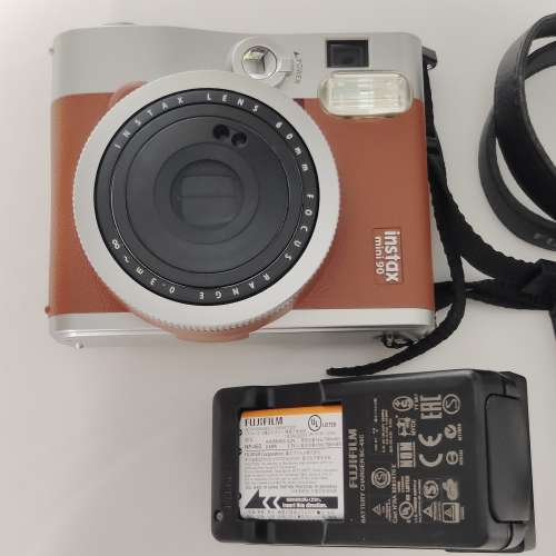 😎😎😎 Fujifilm instax mini 90 neo classic 即影即有相機 (啡色) 😎😎😎