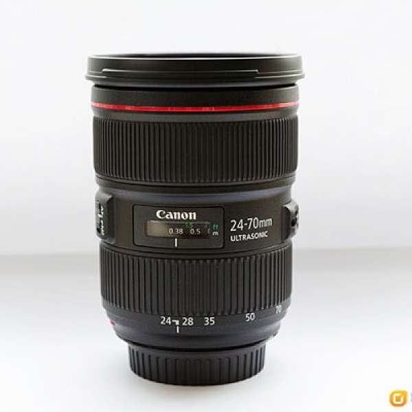 99%新行貨Canon鏡皇 EF24-70mm f/2.8 L II，B+W 82mm MRC超薄UV