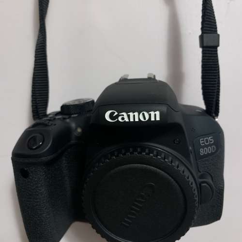 Canon 800D