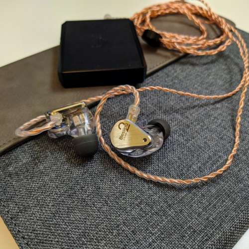 買賣全新及二手Earphones, 影音產品- 水月雨Moondrop Blessing 2 Dusk