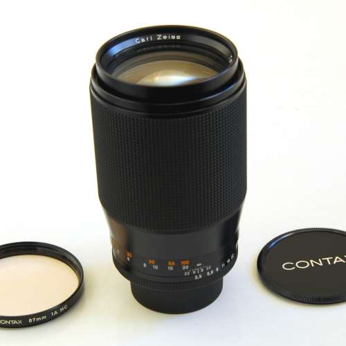 Contax 200mm f3.5 Tele-Tessar AEG Made in West Germany with  MC filter 95% New