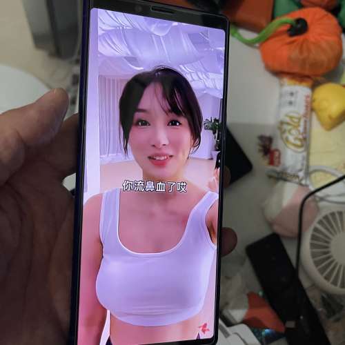 港行雙卡Sony Xperia 1 128gb,正常使用痕跡，4K高清mom,功能正常，單機和套！