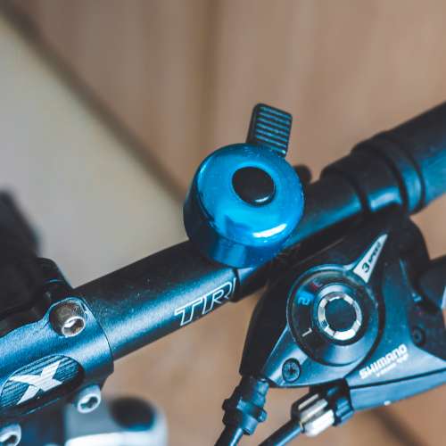 90% New 24吋碟煞單車TRINX21速 碟剎 24吋 山地車 前轆以改快拆 (適合中童和女士)