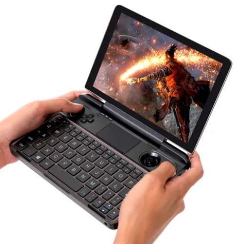 GPD Win Max 8-Inch Gaming Laptop Claims up to 162 FPS
