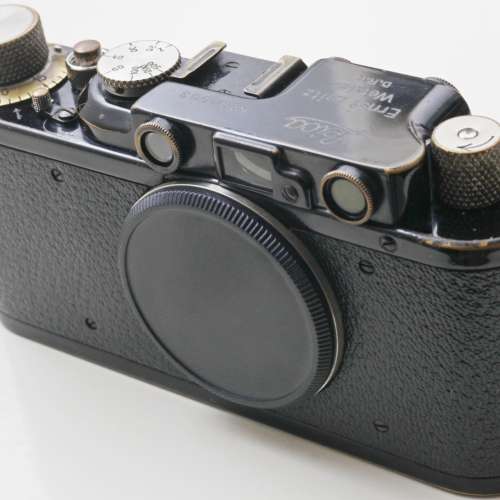 Leica II Boby(L39)產於1932年(黑白菲林首選)影到靚相嘅Black Paint古董黑漆露銅(收...