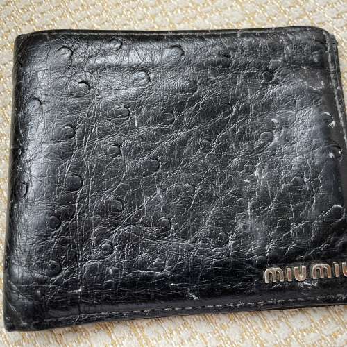 Miu Miu Ostrich leather wallet Authentic item 真皮銀包鴕鳥皮
