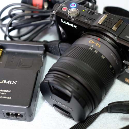 Panasonic GF2 Mirrorless 相機, 連 kit lens (黑色)