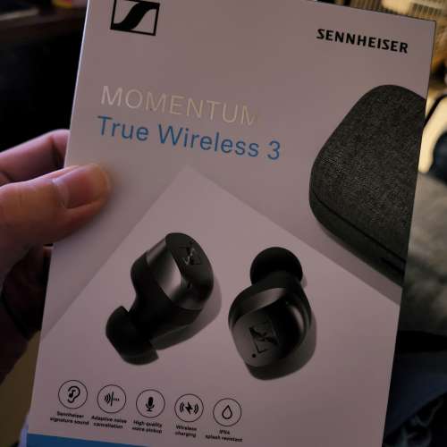 MOMENTUM True Wireless 3