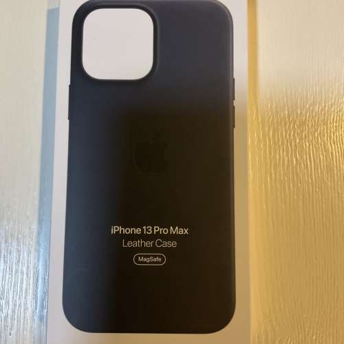 iPhone 13 promax 原廠皮殼 黑色
