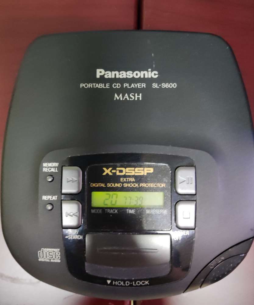 Panasonic ポータブルCDプレーヤー SL-S600 ウォークマン Panasonic ポータブルCDプレーヤー SL-S600 ウォークマン Panasonic