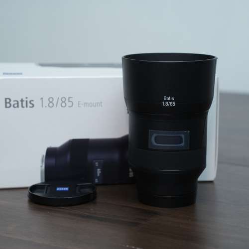 Zeiss Batis 85 ( Sony E 85mm F 1.8 not GM G MASTER)