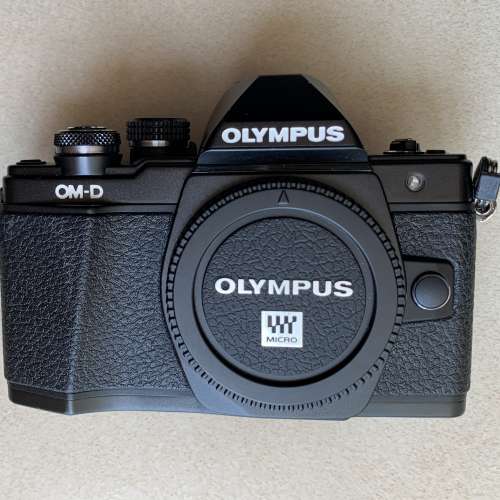 Olympus OMD-EM10 Mark II 連直倒