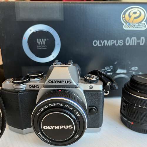 Olympus OM-D E-M10