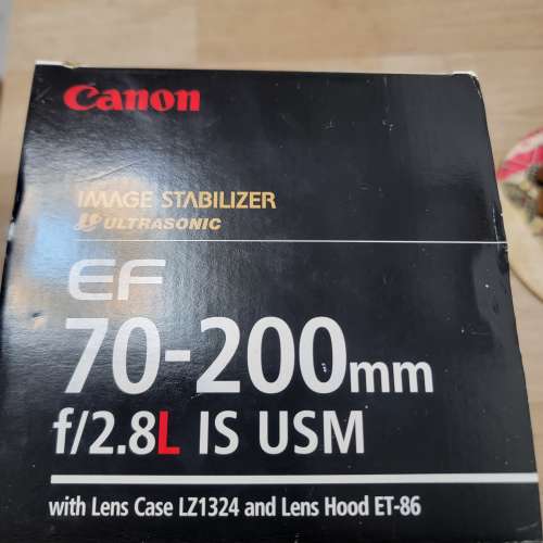 Canon EF70--200mm  F/2.8L  lS  USM