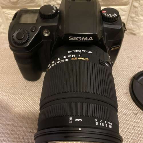 Sigma SD14 +18-250mm
