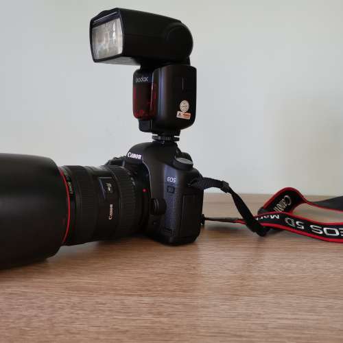 Canon 5D + 鏡頭2 + 閃光燈