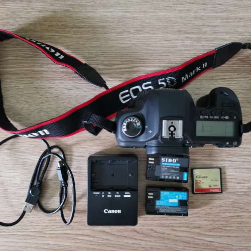 Canon 5D + 鏡頭2 + 閃光燈