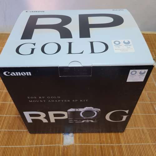 Canon eos rp 金色東京奧運特別版+轉接環+擴展手柄一套。98%新