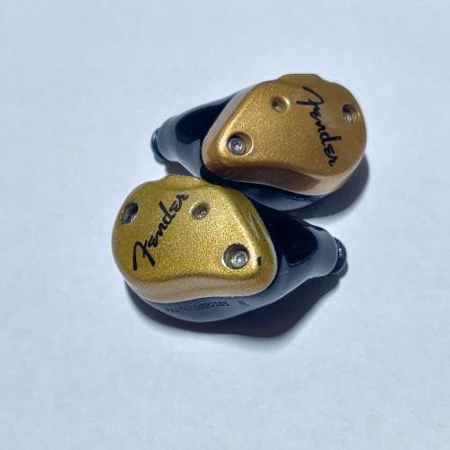 Fender FXA7齊配件,連兩條全新原裝線,兩set全新原裝透明矽膠耳塞, 冇盒冇單冇保