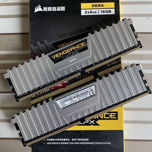 Cosair Vengeance DDR4 3200mhz (2x8GB) 16GB Kit 套裝