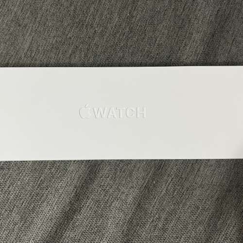全新 未開封 Apple Watch S7  GPS + 流動網絡 45mm 午夜暗色鋁金屬錶殼；午夜暗色運...