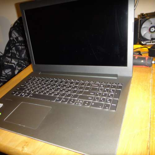 8代i5  520-15IKB (Type 81BF) Laptop (ideapad) - Type 81BF (零件機)
