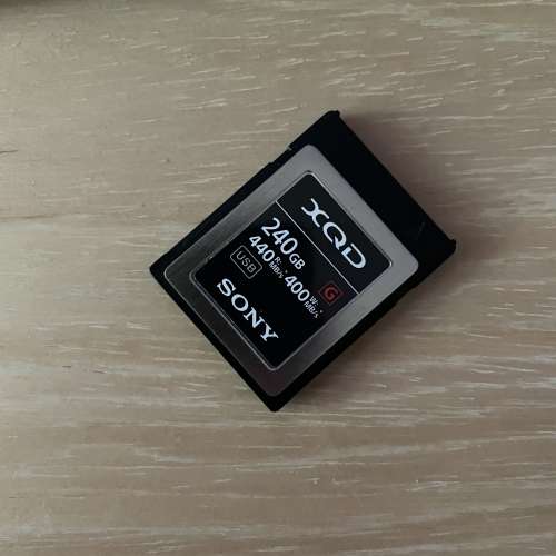 Xqd 240gb Sony ( not 256 gb )